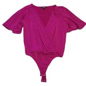 Express flutter sleeve bodysuit, fuschia